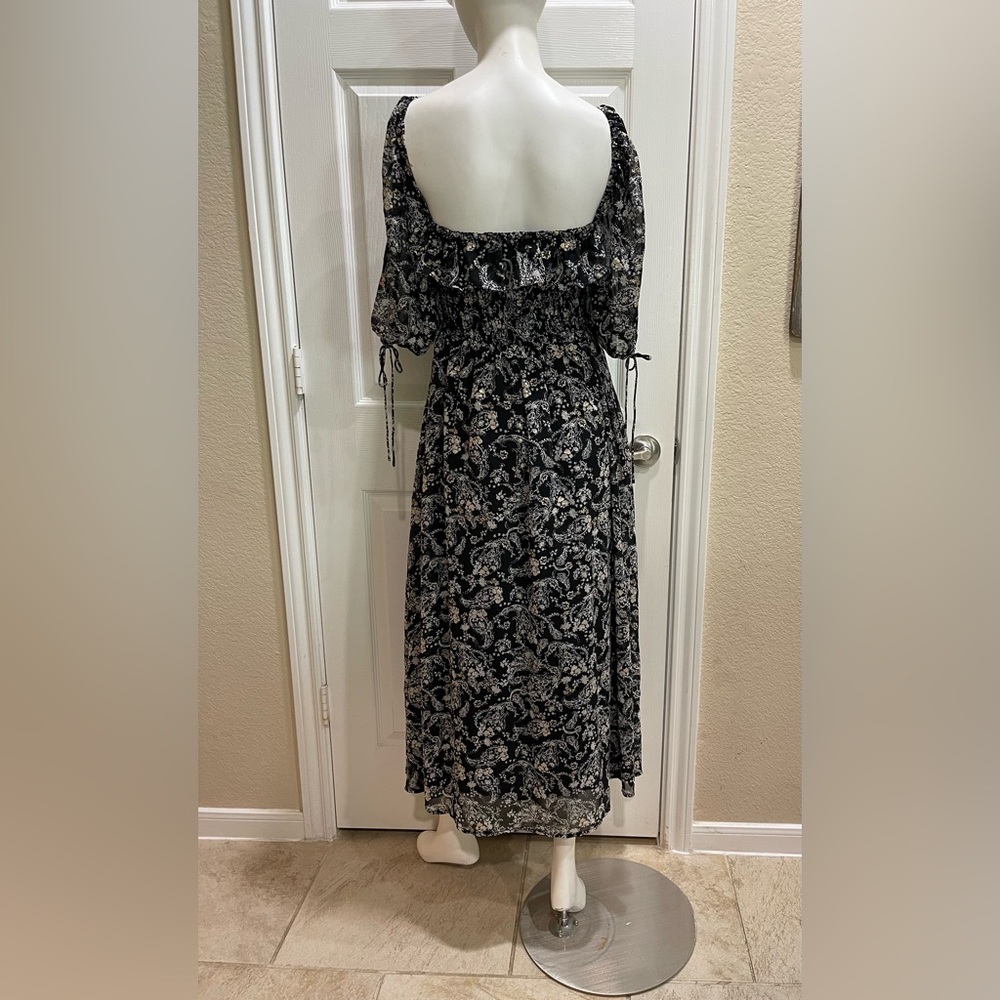 En Saison Smocked Paisley Midi Dress Size Medium - Picture 3 of 6